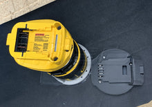 Load image into Gallery viewer, Malsow M-4.1 MCU | DeWalt DCW600 Router MCU Mount