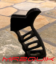 Load image into Gallery viewer, Skeleton Master HighBack Grip